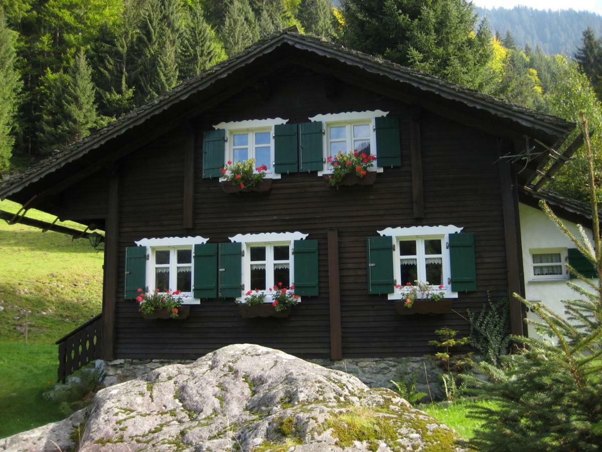 Ferienwohnung Haus Schnetzer Schruns Exterior foto